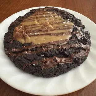 Salted Chocolate Peanut Butter Cookie