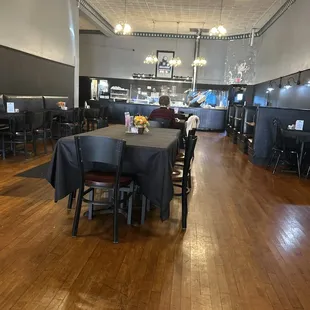Restaurant looking towards food preparation area. Great atmosphere! Friendly staff!