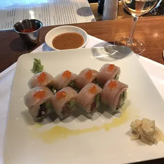 Hiramasa Roll