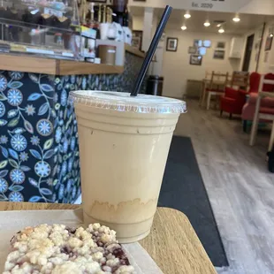 Peaches n cream latte