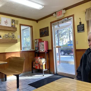 After ordering we get to simply wait and enjoy the ambiance before our server brings us the food.