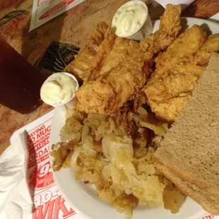 The fish platter with German French fries was great!!!