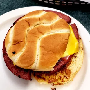 German Bologna sandwich