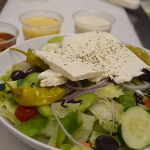 Greek Salad /\/\/\/