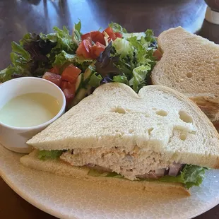 Tuna Sandwich