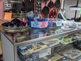 Vintage Treasures Antique Mall & Flea Emporium