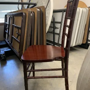 Close up of a Mahogany Chiavari Chair