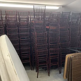 The 250 Mahogany  Chiavari chairs