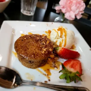 TOFFEE cake