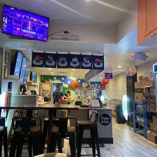 ramen and noodles, interior