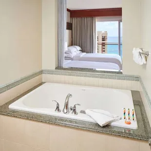 Guest room bath