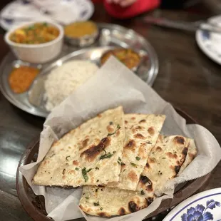 garlic basil naan