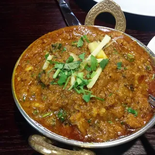 Kukhura Ko Masu / CHICKEN CURRY