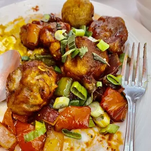 Himalayan Veggie Chilli C' MoMo