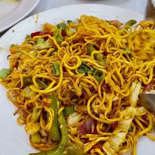 Himalayan Veggie Chowmein