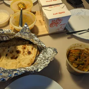 Mixed vegetable curry, naan