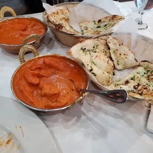 Butter chicken and garlic Naan and onion kulcha