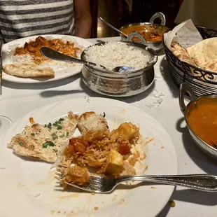 paneer tikka masala, chicken tikki masala, garlic naan