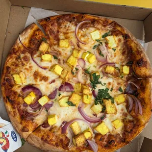 Royal paneer pizza, small