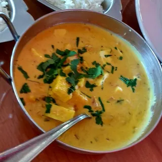 Shahi paneer korma