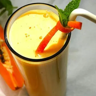 Mango lassi