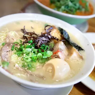 Tonkotsu Deluxe
