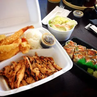 The chicken bento to-go is a ton of food! Happy tummy and a few leftovers for my fridge!