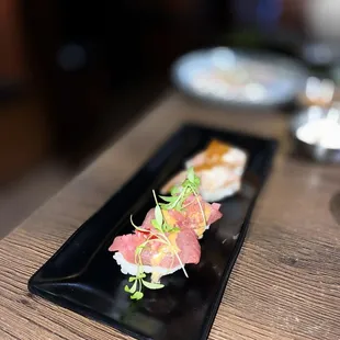 Tuna, 8/10  Salmon, 8/10