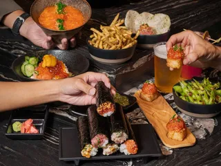 ROL Hand Roll Bar by Kei Concepts 