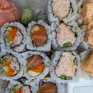 4 roll lunch special