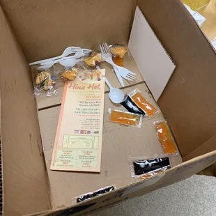 This is all the sauces they put... crappy