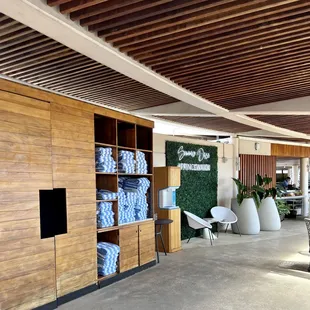 the interior of a restaurant