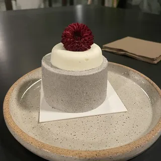 Black Sesame Strawberry Cake