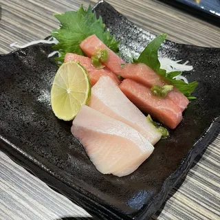 Hamachi toro