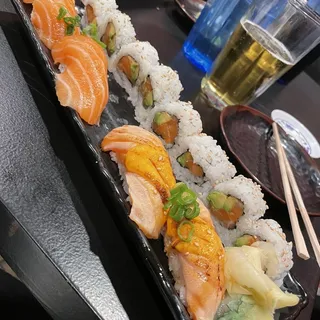 393243. Salmon Lover Roll Combo