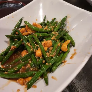 393149. Garlic Green Beans