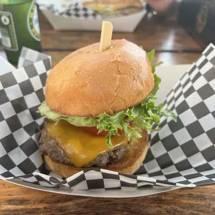 a cheeseburger