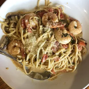 Linguine &amp; Prawn Pasta (A La Carte)