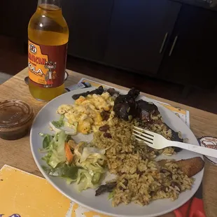 Jerk Chicken Rice &amp; Peas Cabbage Mac &amp; Cheese
