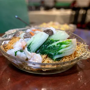 seafood pan fried noodles $18