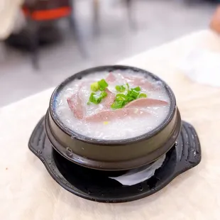 E5. Fresh Pork Liver Congee