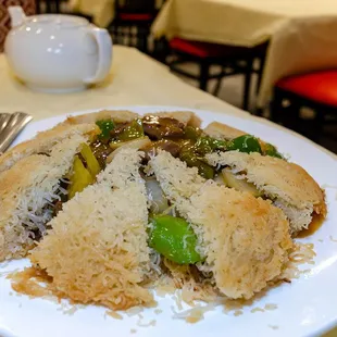 Preserved vegetable &amp; beef with rice noodle 味菜牛肉煎米粉