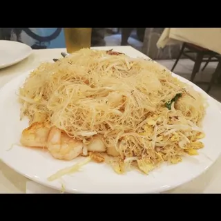 L11. Home Style Rice Noodle