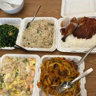 L16. Scrambled Egg & Shrimp Chow Fun in Gravy