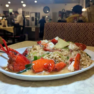 L21. Lobster Lo Mein