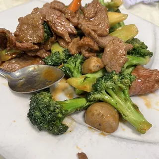 Q7. Broccoli Beef
