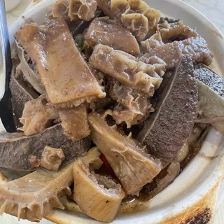 F8. Beef Offal Noodle Soup