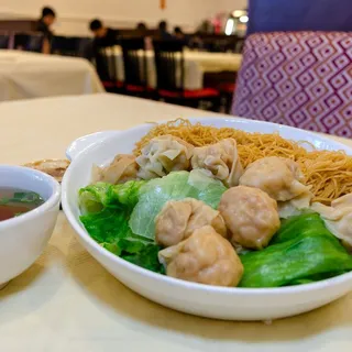 F14. Shrimp Wonton Lo Mein