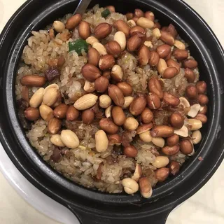 H1. Clay Pot Rice with Assorted Cured Meat