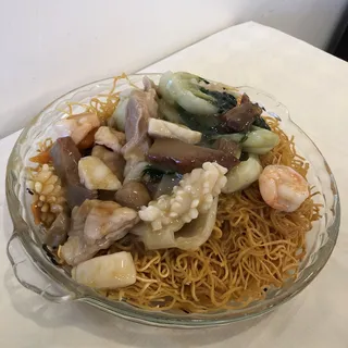 L1. House Special Pan Fried Noodle